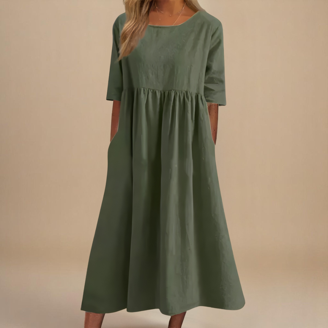 Clothestyle -  Flatterende kjole