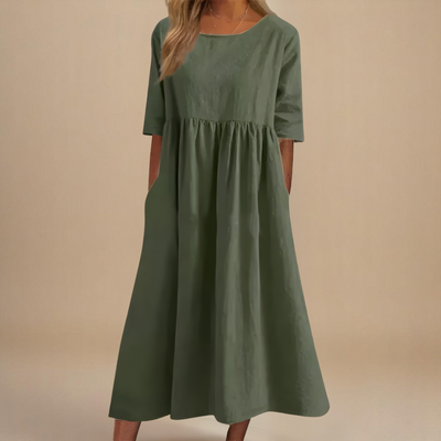 Clothestyle -  Flatterende kjole