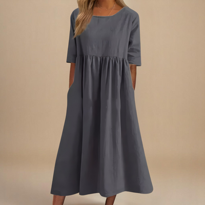 Clothestyle -  Flatterende kjole