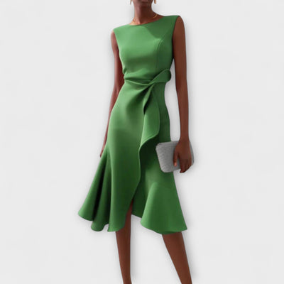 Clothestyle – Asymmetrisk drapert midikjole